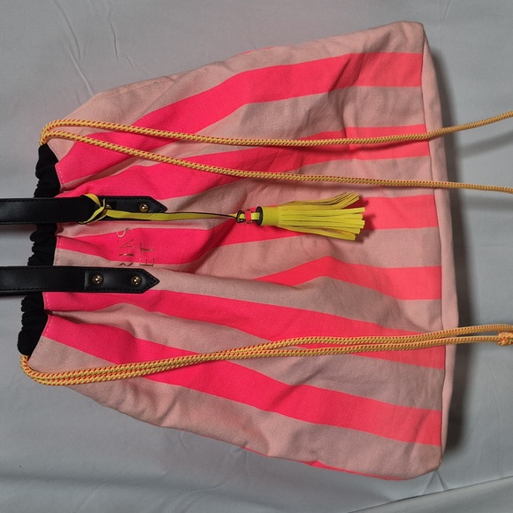 Victoria Secret Limited Edition - Picture 5 of 7